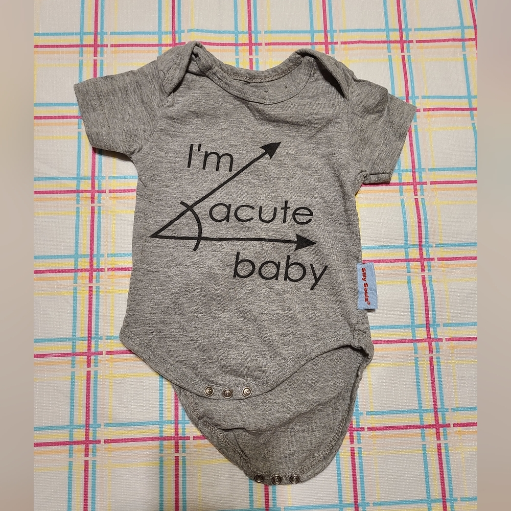 🌟5/$25 I'm Acute Baby Bodysuit Size 3-6 Months